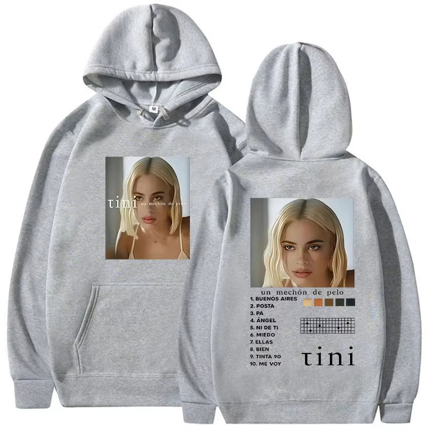 Şarkıcı Tini Stoessel Tur Albü - Winter Clothing Drawing incelemesi ve fiyatı